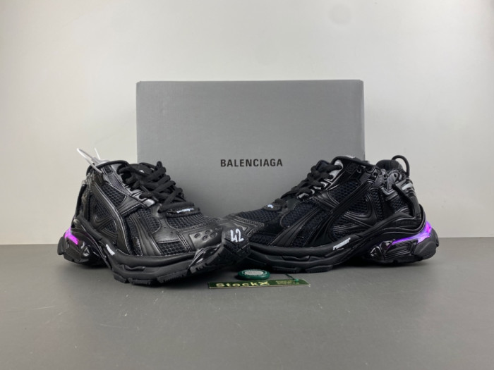 Ba1en*iaga/ runner led